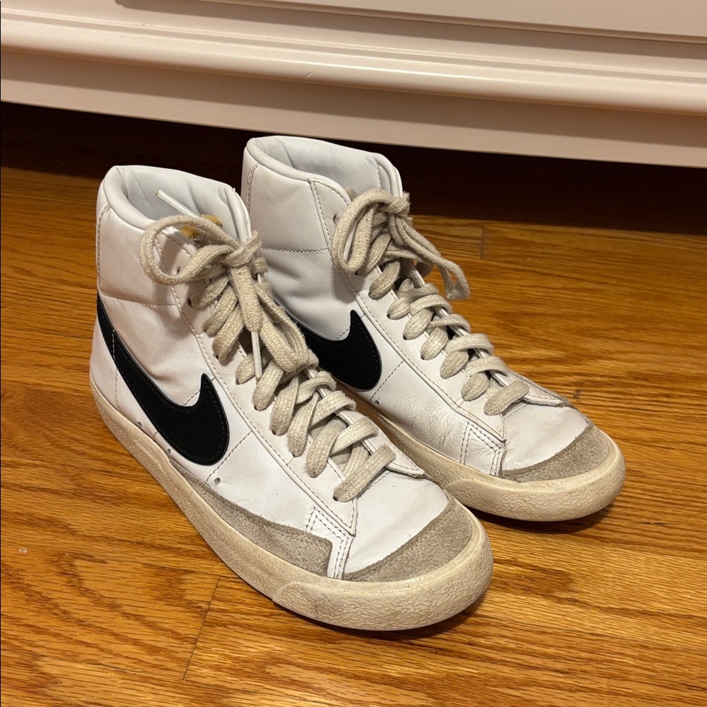 Nike Blazers High-Top Sneakers